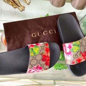 Gucci GG Blooms Supreme Floral  Slides Sandals 37 or sz 7